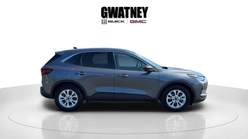 Used 2023 Ford Escape Active w/ Cold Weather Package image 8