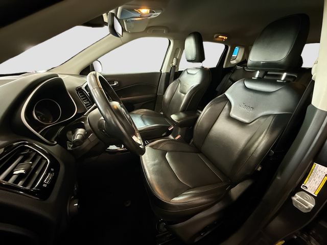 Used 2019 Jeep Compass Limited AWD/4WD image 21