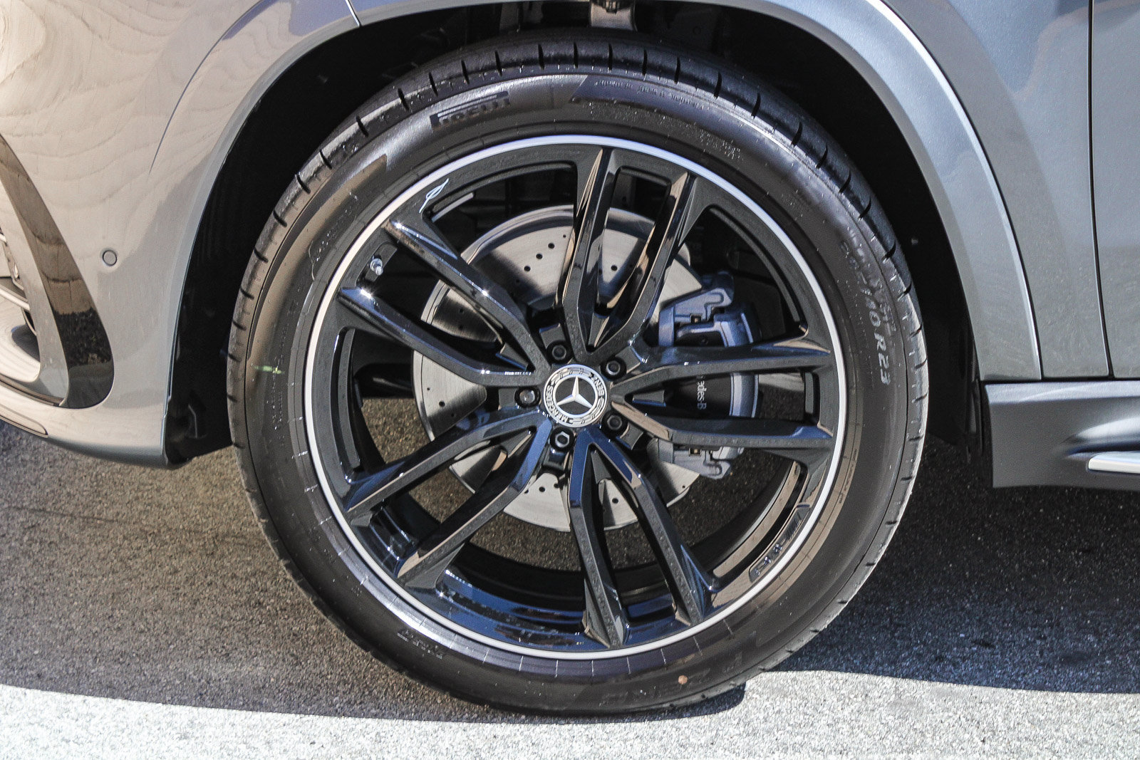 New 2026 Mercedes-Benz GLS 580 4MATIC image 11