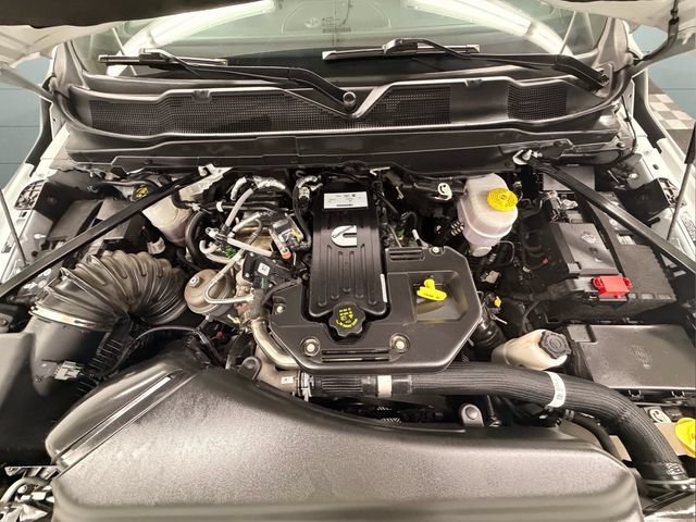 Used 2026 RAM 2500 Big Horn AWD/4WD image 9