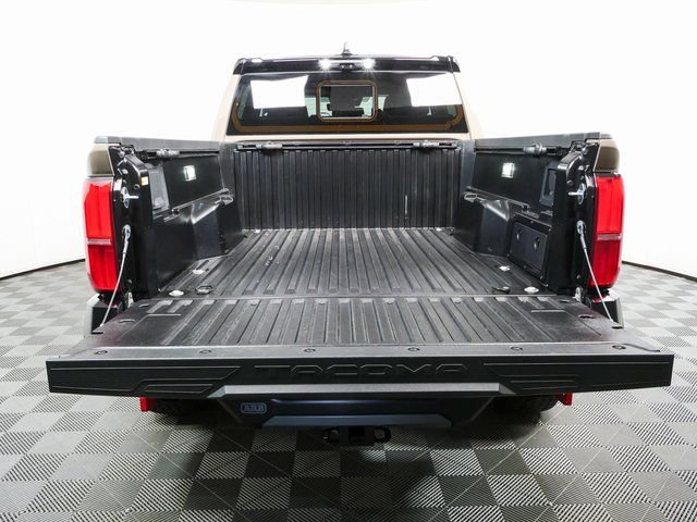 Used 2025 Toyota Tacoma 4x4 Double Cab Hybrid image 29