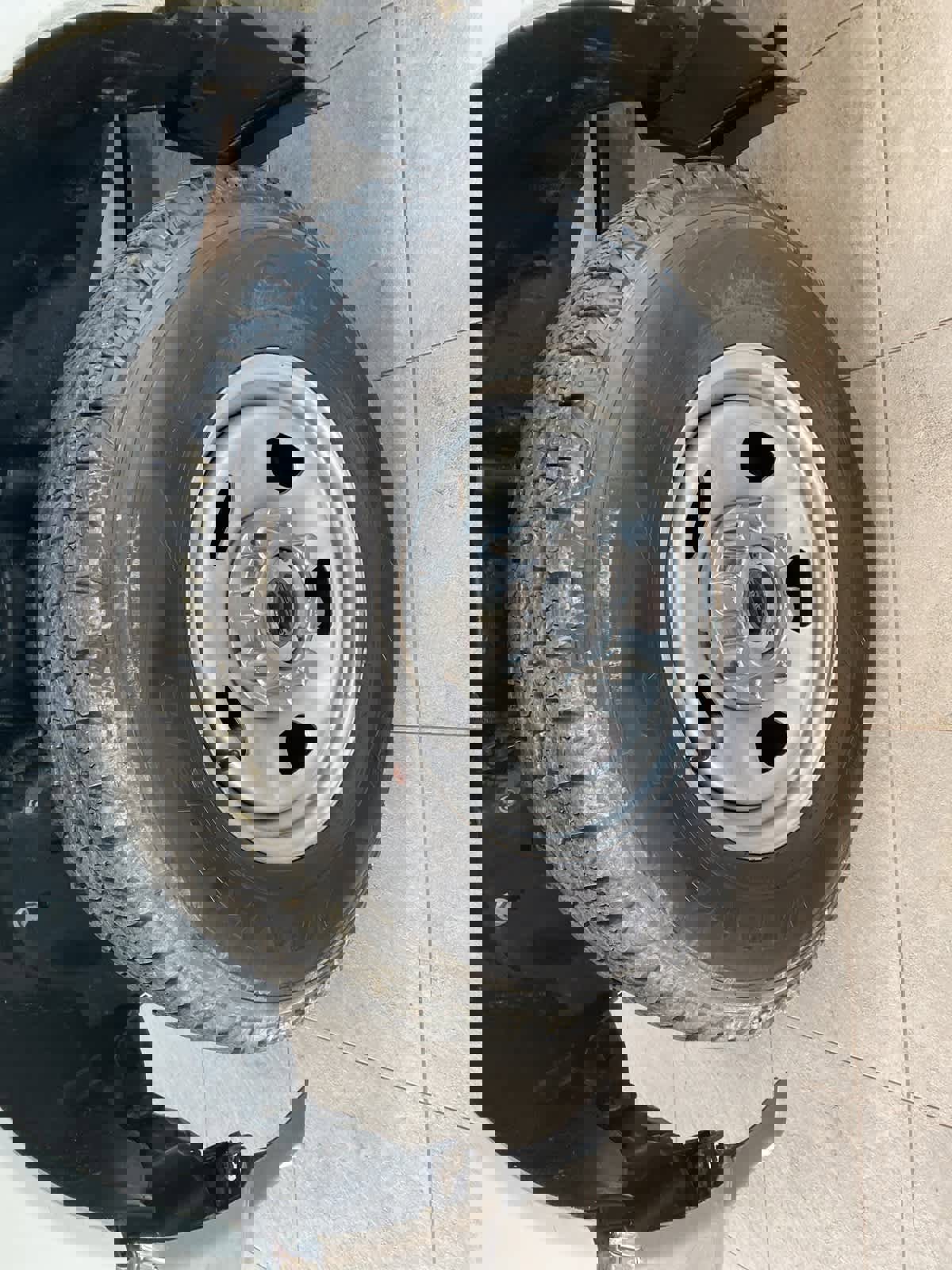 Certified 2022 Ford F350 XL w/ Power Equipment Group image 9