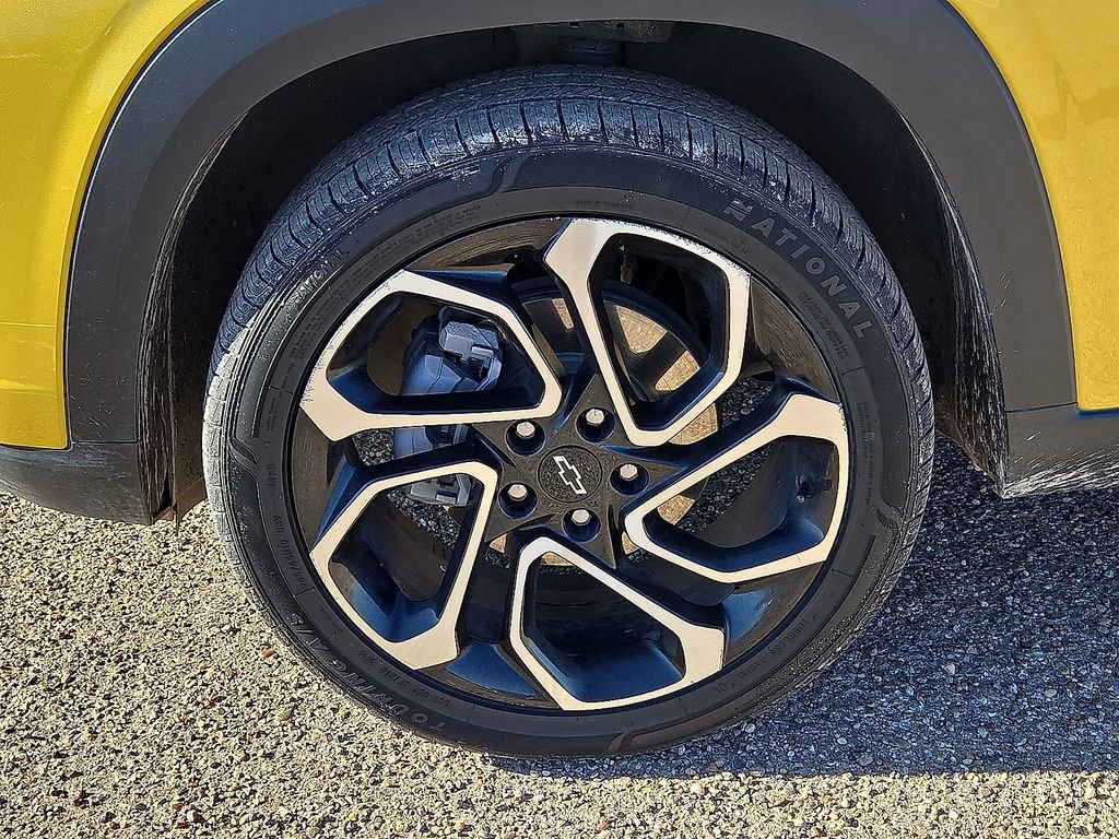 Used 2024 Chevrolet Trax RS w/ Driver Confidence Package image 11