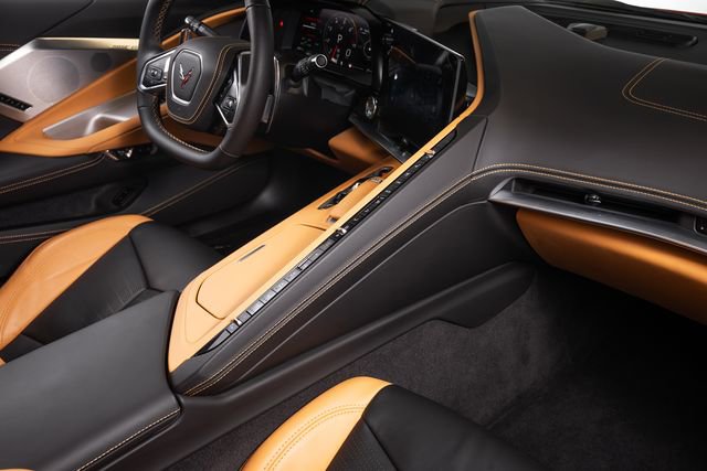Used 2024 Chevrolet Corvette Stingray Premium Cpe w/ Z51 Performance Package RWD image 47
