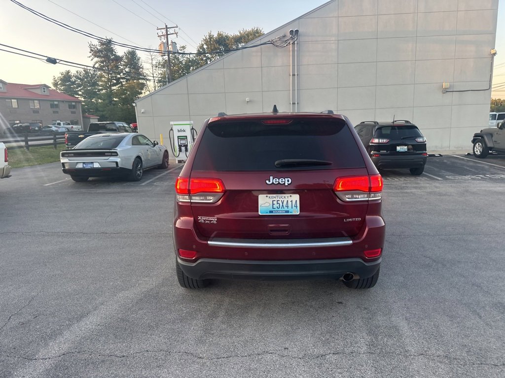 Used 2017 Jeep Grand Cherokee Limited w/ Luxury Group II image 6