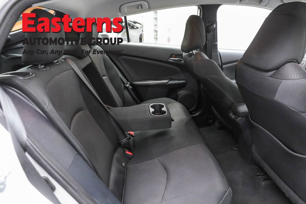 Used 2022 Toyota Prius LE image 21