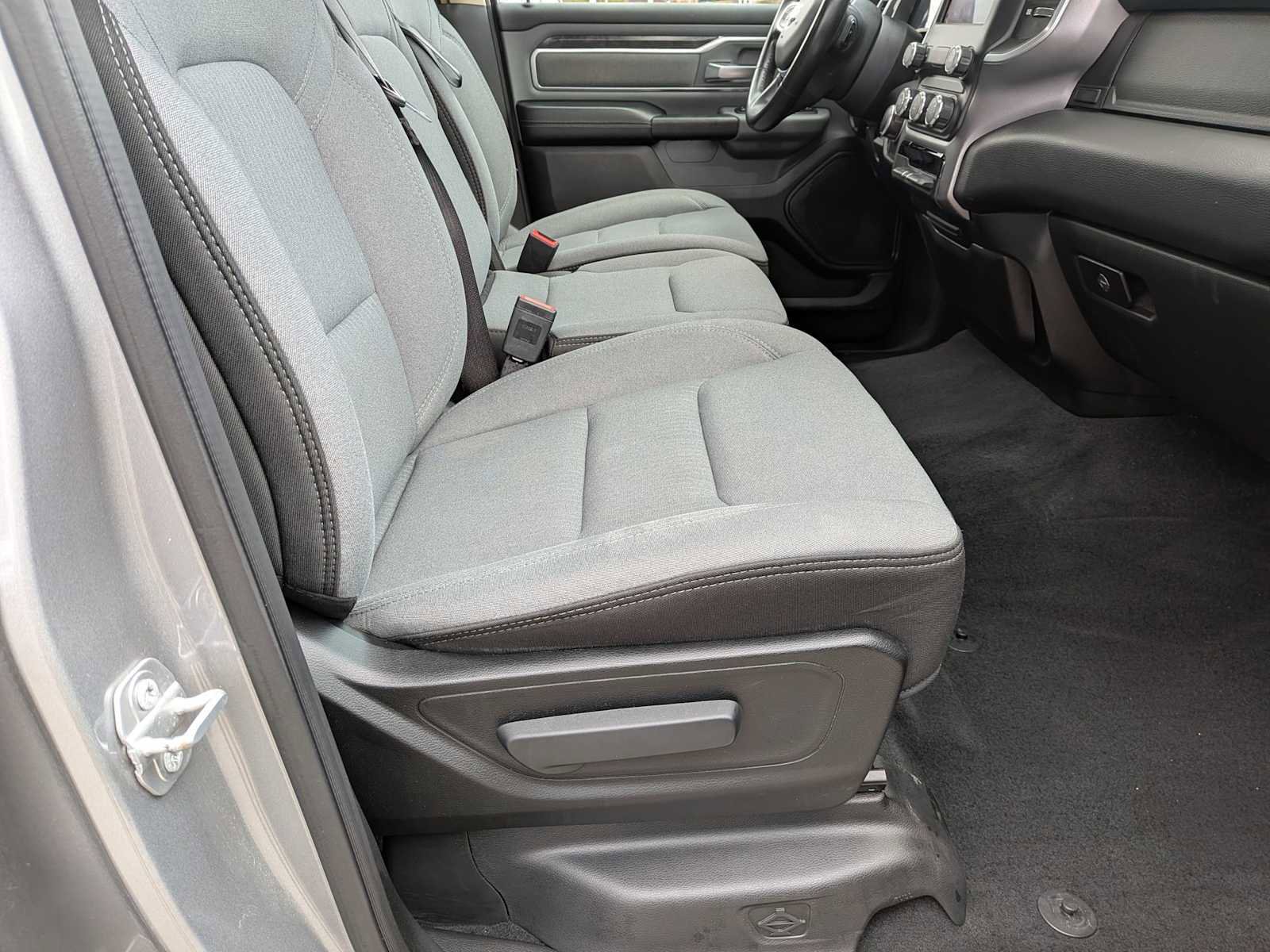 Used 2019 RAM 1500 Big Horn AWD/4WD image 19