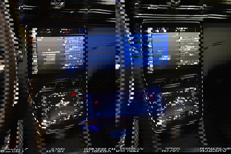 Used 2023 Maserati Grecale Modena AWD/4WD image 31