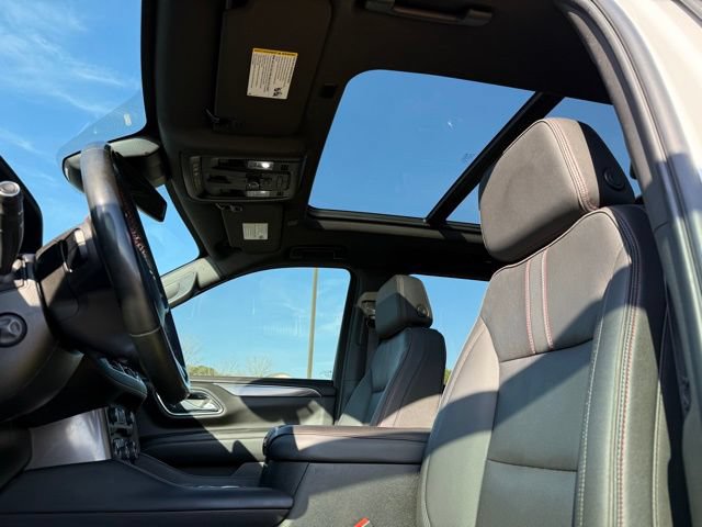 Used 2023 Chevrolet Tahoe RST w/ Luxury Package AWD/4WD image 23