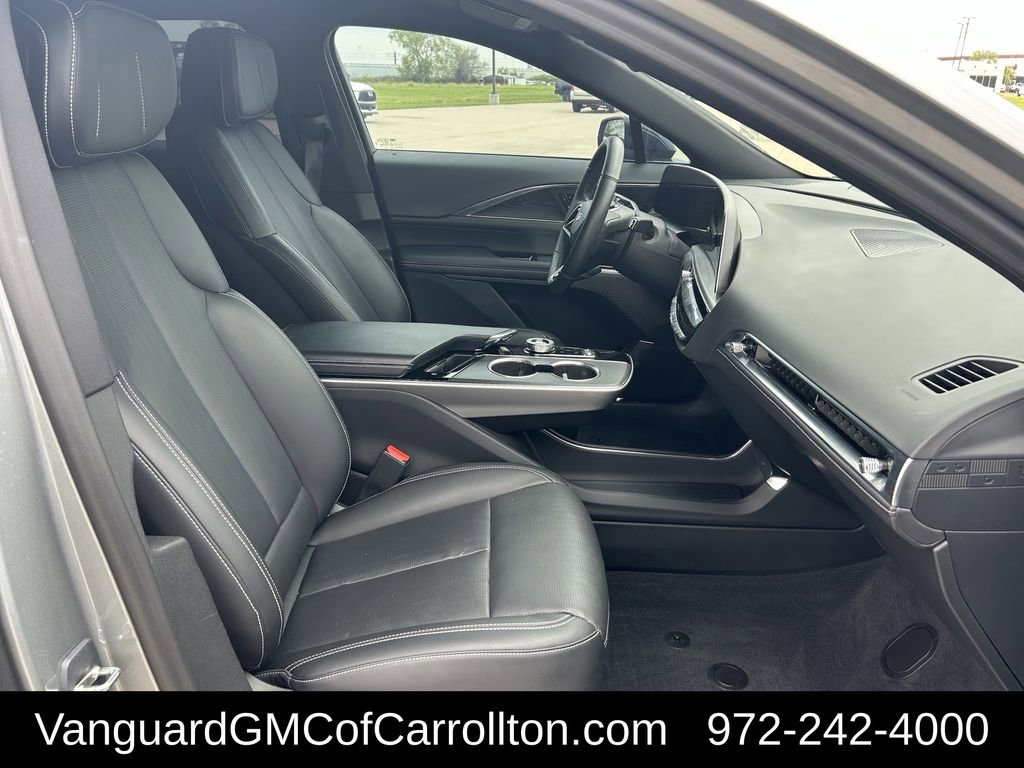 Used 2024 Cadillac Lyriq Luxury image 31