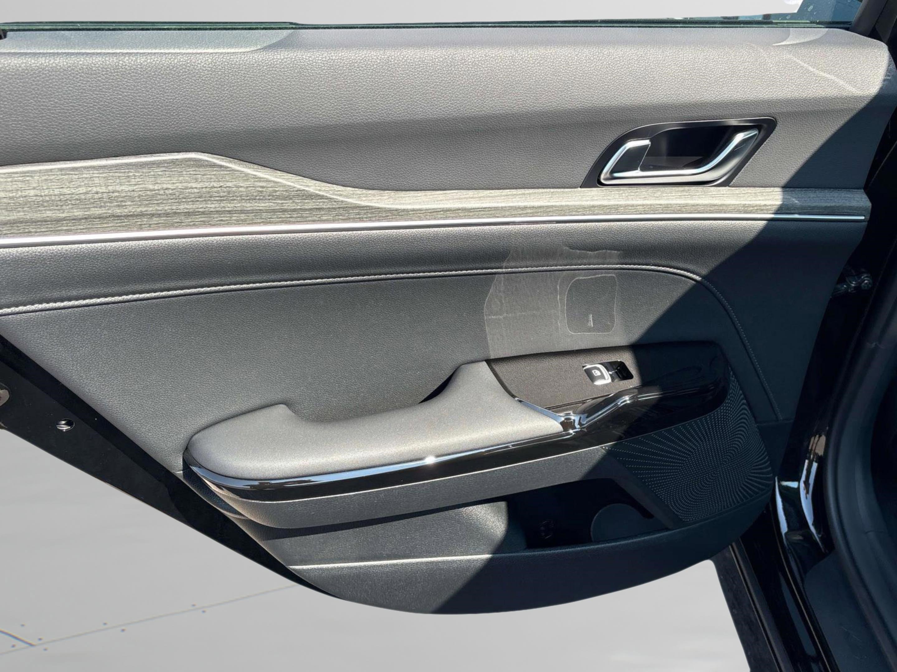 New 2026 Kia K5 EX image 17