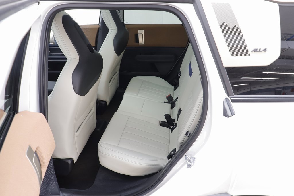 Certified 2025 MINI Cooper Countryman S w/ Comfort Package Max image 14