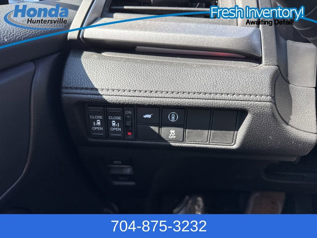Used 2024 Honda Odyssey Sport image 27