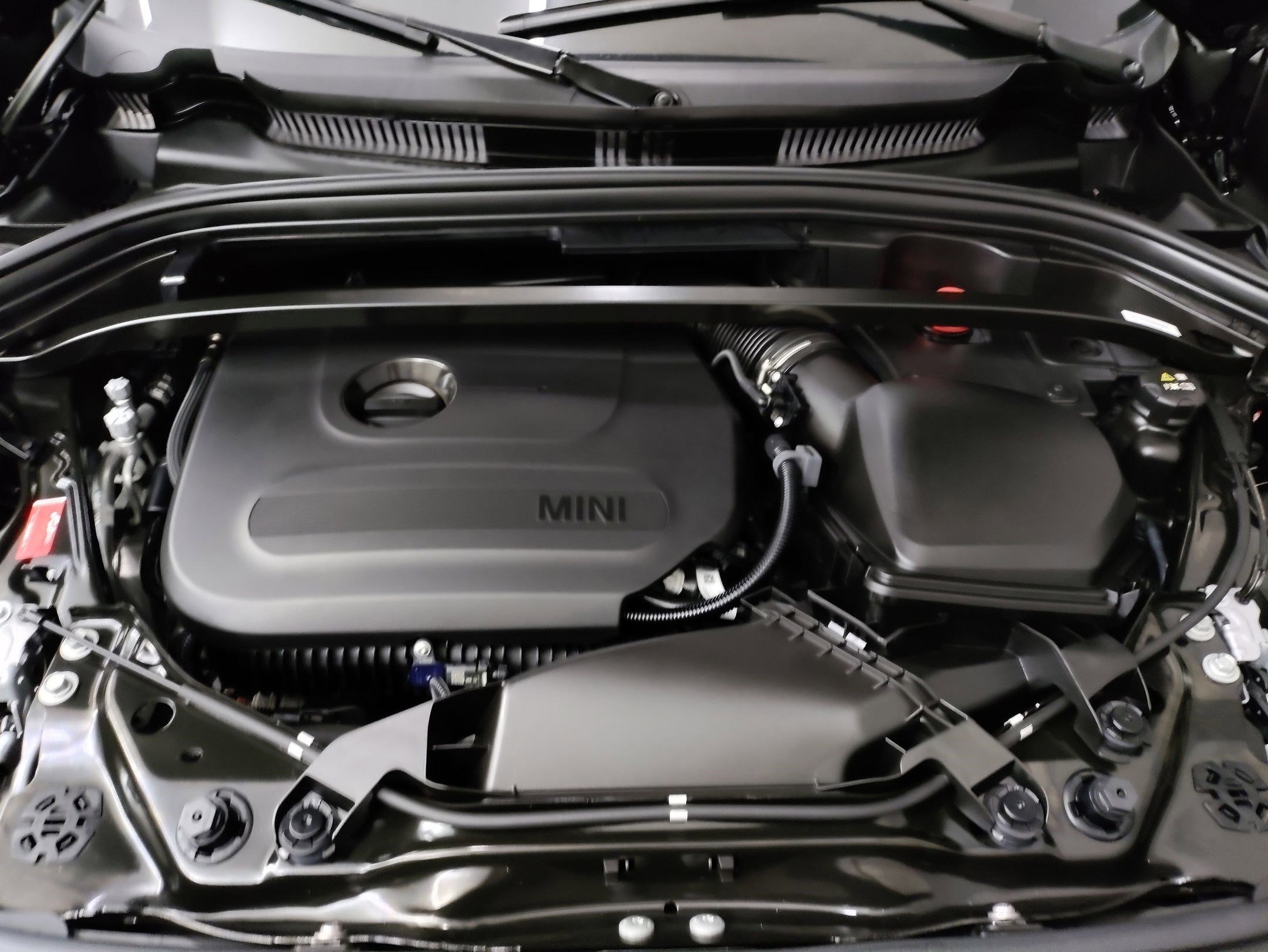 Used 2025 MINI Cooper Countryman S w/ Comfort Package Max image 27