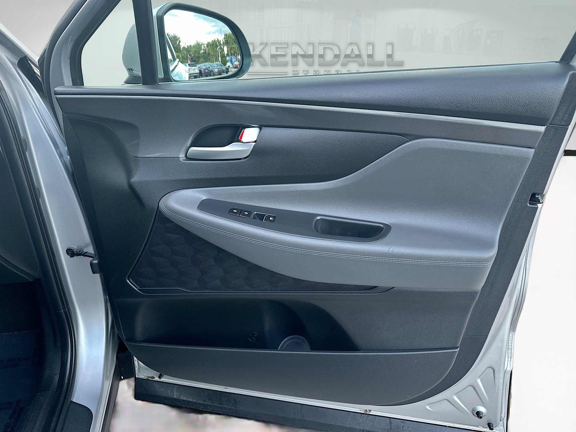 Used 2023 Hyundai Santa Fe SE image 31