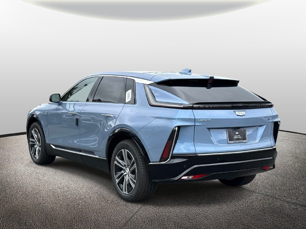 New 2027 Cadillac Lyriq Luxury RWD image 4