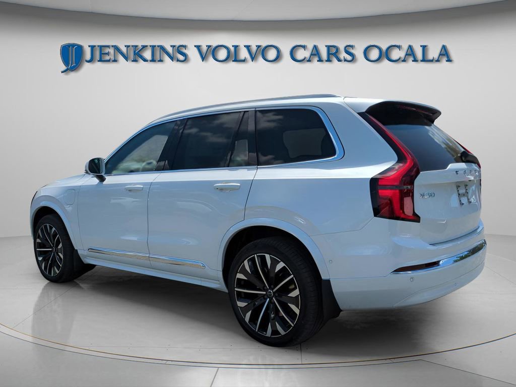 New 2026 Volvo XC90 T8 Plus w/ Protection Package Premier AWD/4WD image 5