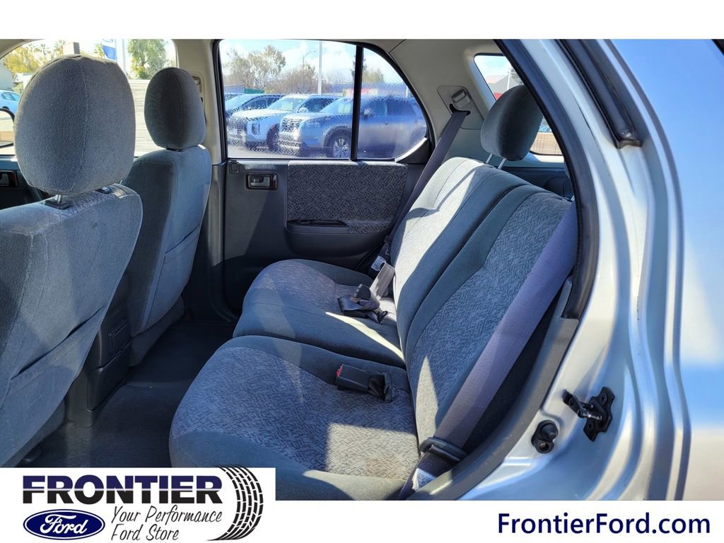 Used 2000 Isuzu Rodeo LS image 9