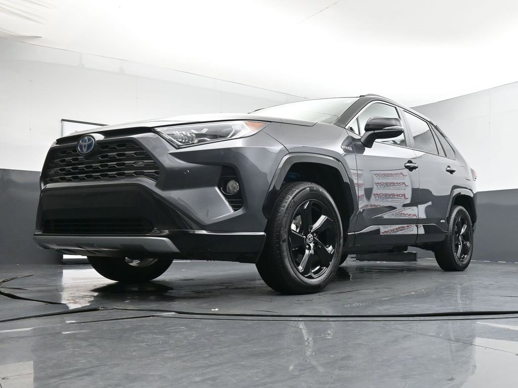 Used 2021 Toyota RAV4 XSE image 38