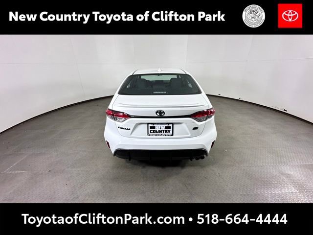 Certified 2024 Toyota Corolla SE w/ SE Premium Package image 4