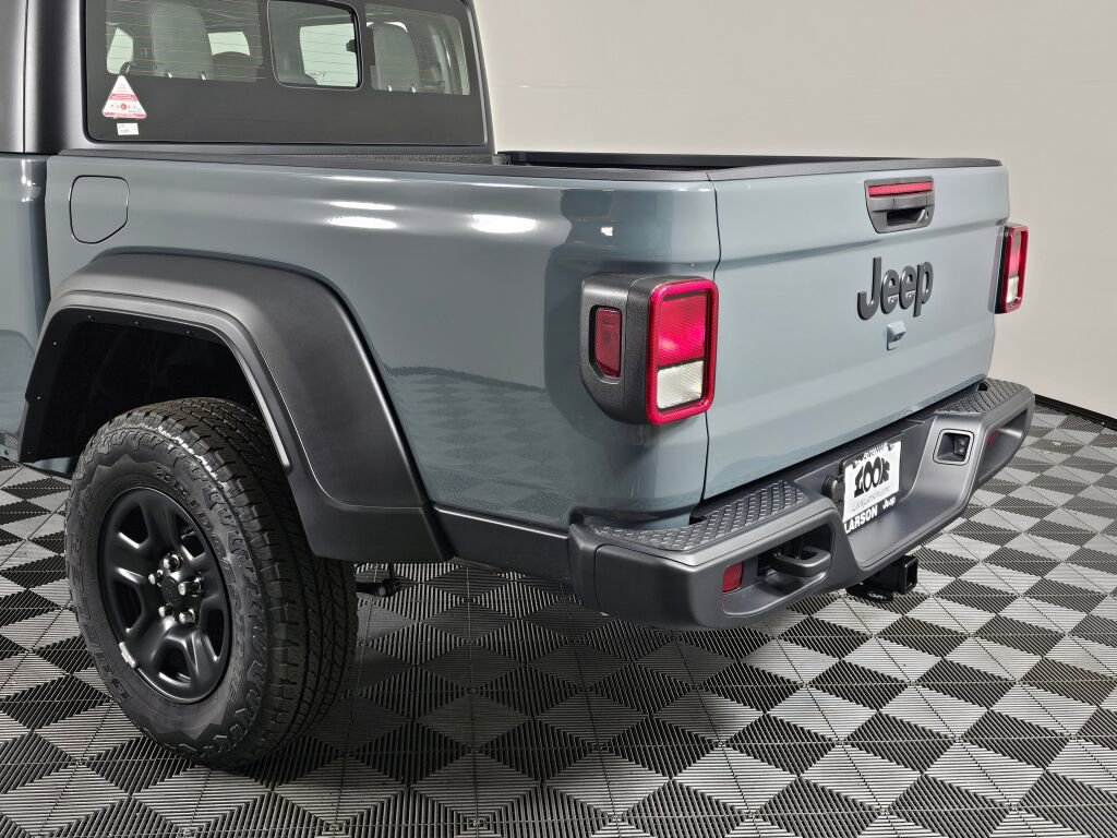 New 2025 Jeep Gladiator Sport image 12