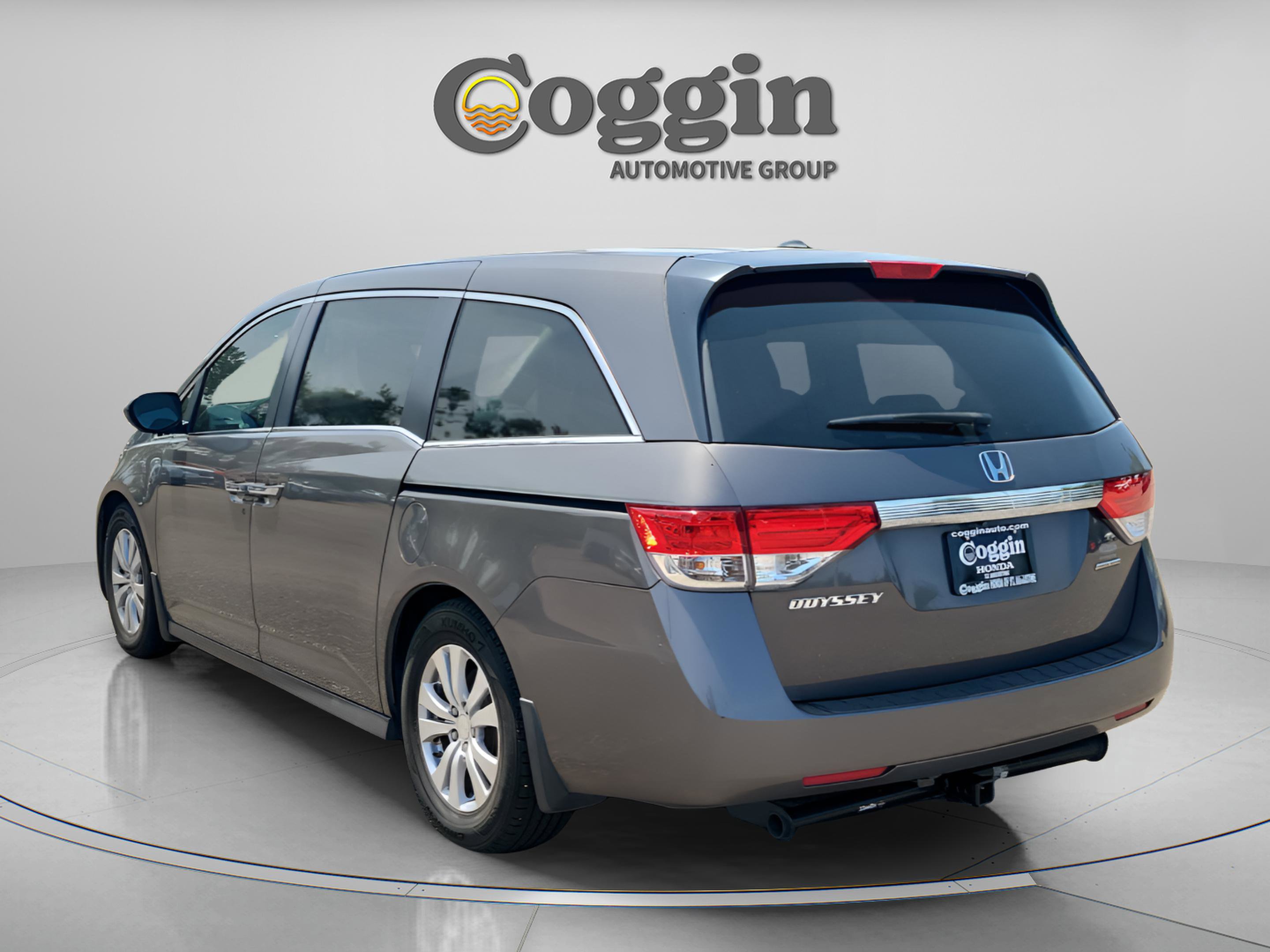 Used 2016 Honda Odyssey SE image 3