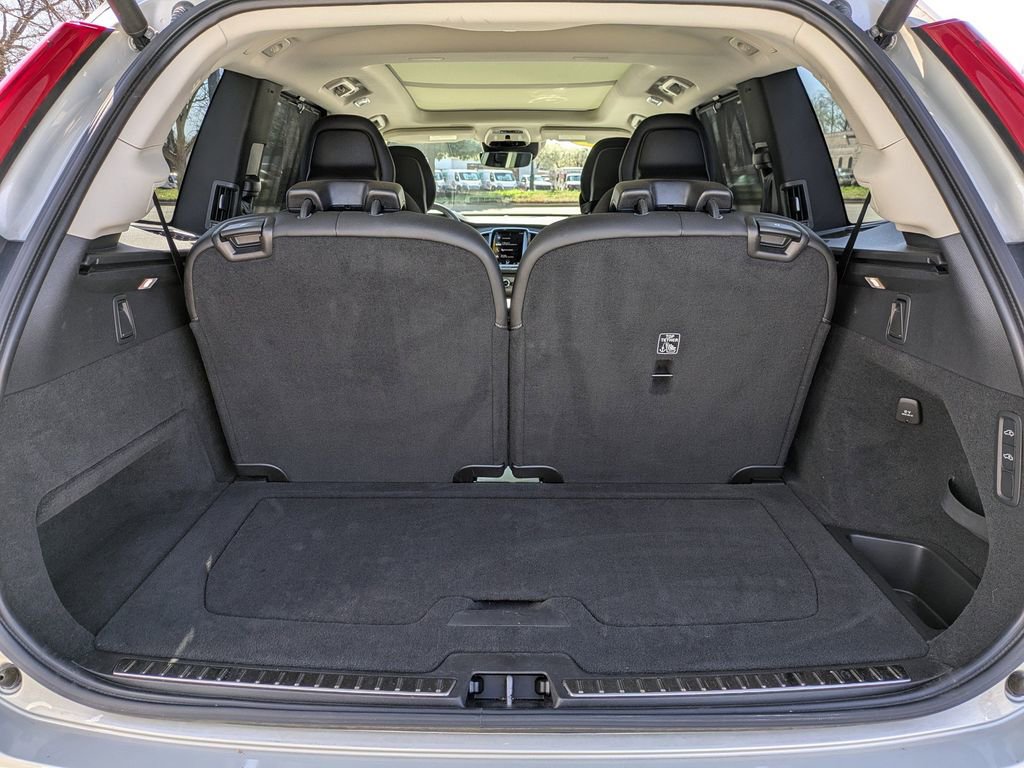Certified 2022 Volvo XC90 T8 Inscription w/ Advanced Package image 13