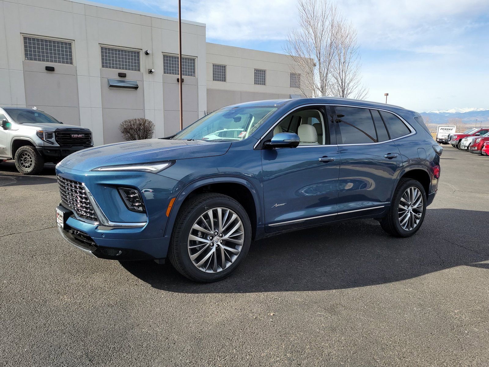 New 2026 Buick Enclave Avenir w/ Super Cruise Package FWD image 4