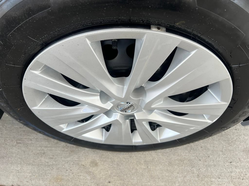 Certified 2023 Nissan Sentra S FWD image 34