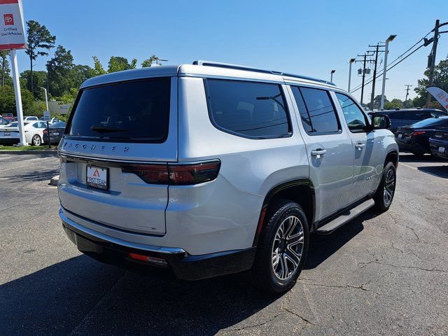 Used 2023 Jeep Wagoneer Series II w/ Rear Seat Video Group 1 AWD/4WD image 7