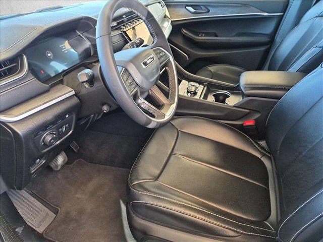 Used 2024 Jeep Grand Cherokee Limited 4xe AWD/4WD image 17