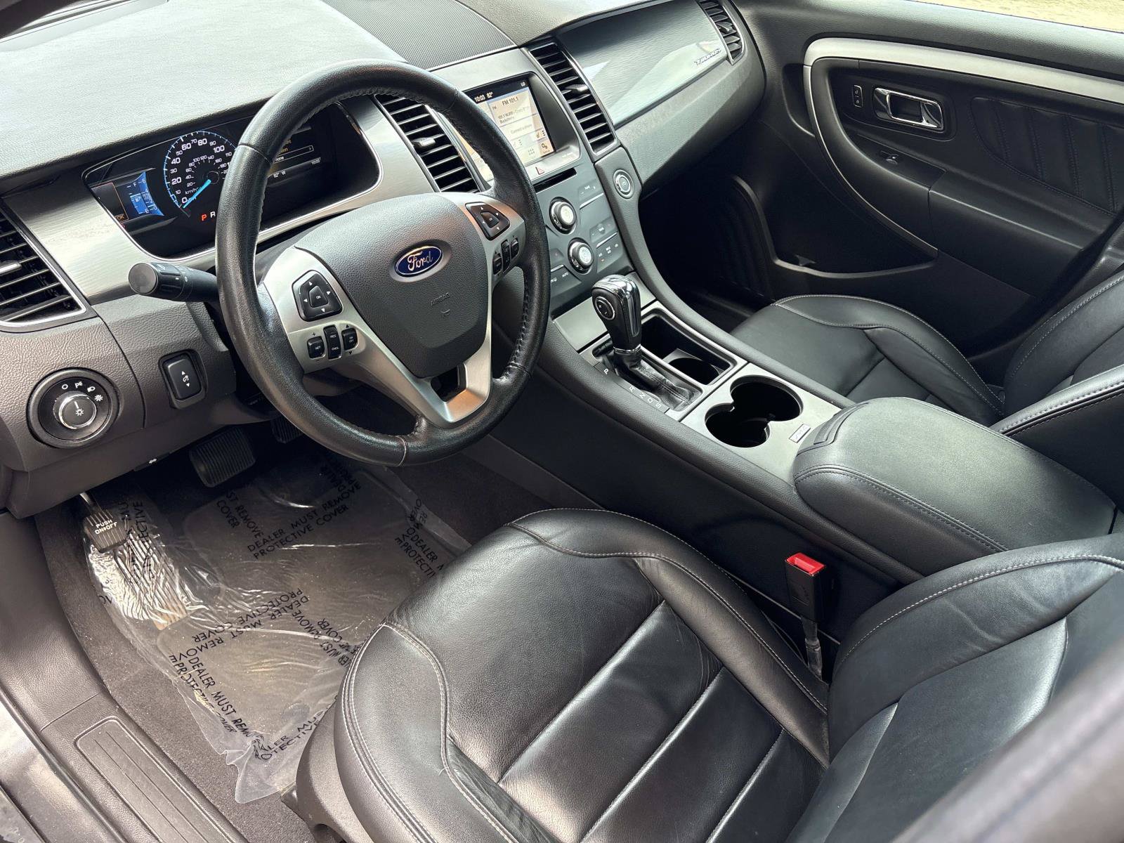 Used 2019 Ford Taurus SEL w/ Equipment Group 201A FWD image 21