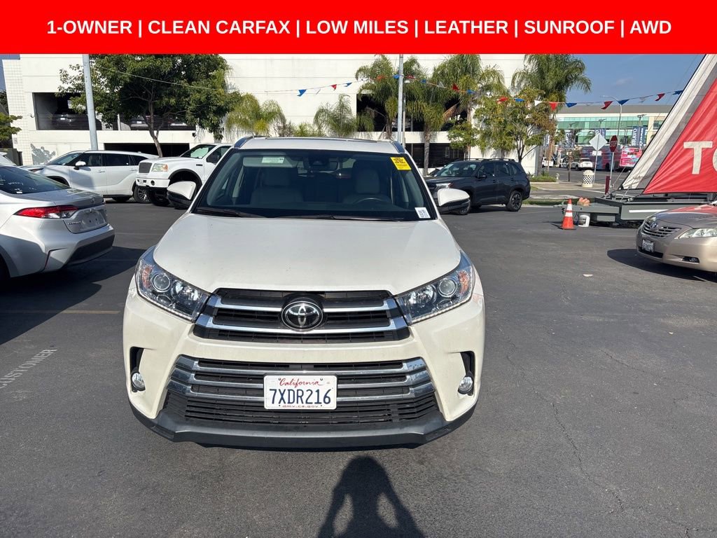 Used 2017 Toyota Highlander Limited w/ Carpet Mat Package AWD/4WD image 10