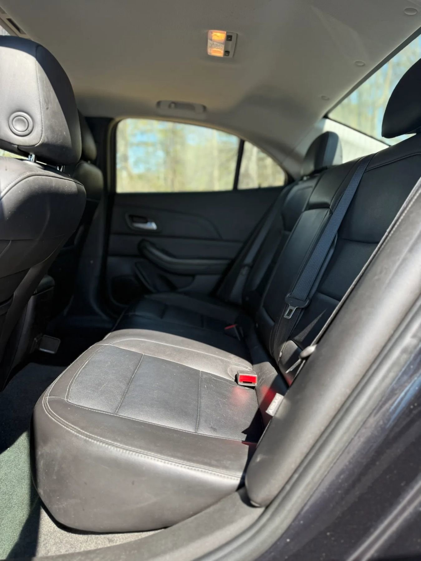 Used 2015 Chevrolet Malibu LT w/ Leather Package FWD image 6