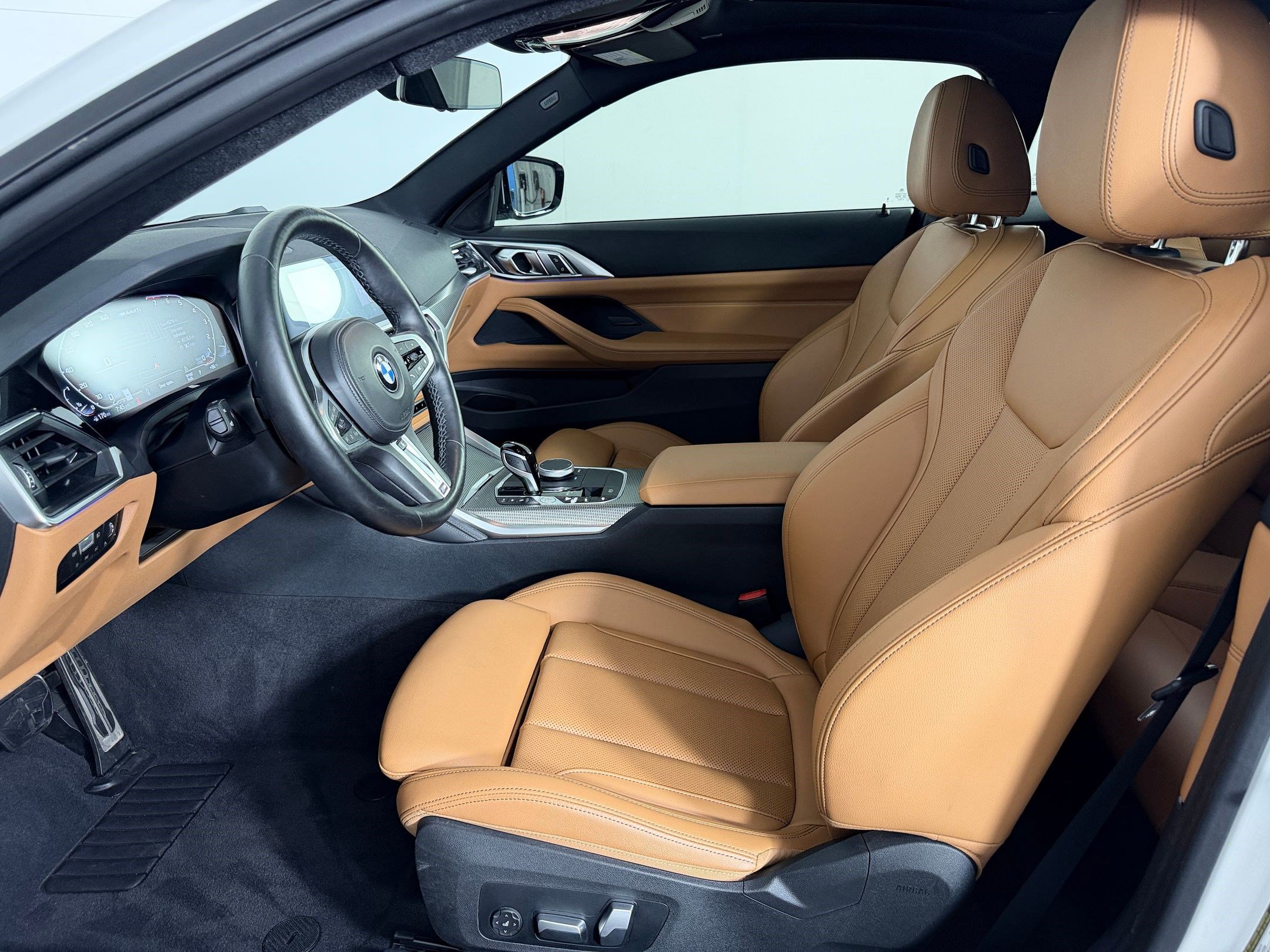 Used 2023 BMW M440i Coupe w/ Premium Package RWD image 5