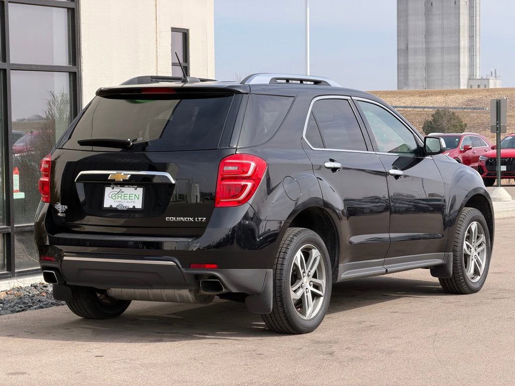 Used 2016 Chevrolet Equinox LTZ w/ Enhanced Convenience Package image 5