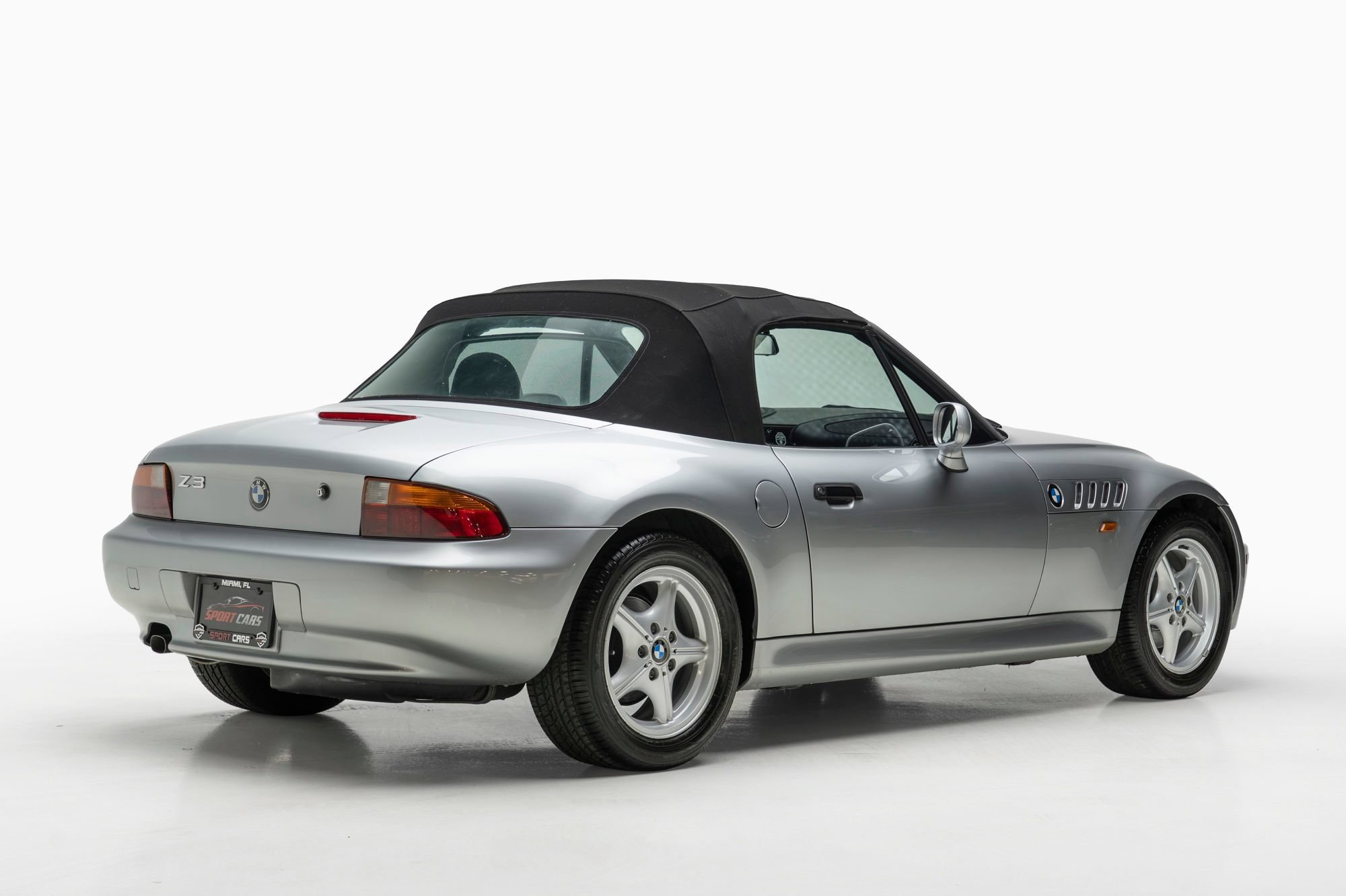 Used 1997 BMW Z3 1.9 RWD image 8