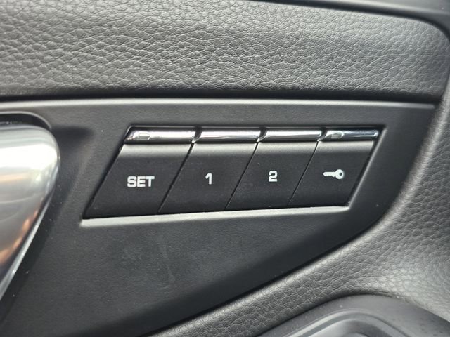 Used 2017 Porsche 718 Cayman Base image 29