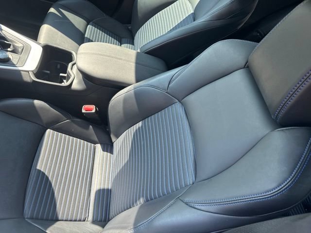 Used 2023 Toyota RAV4 XSE AWD/4WD image 12
