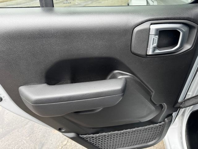 Used 2024 Jeep Wrangler Unlimited w/ Convenience Group image 19