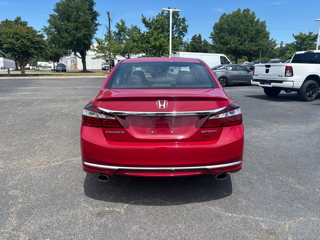 Used 2017 Honda Accord Sport image 6