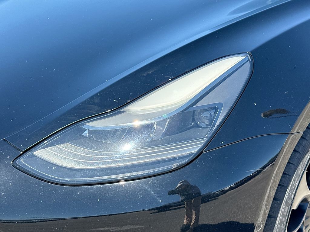 Used 2022 Tesla Model 3 Performance image 9