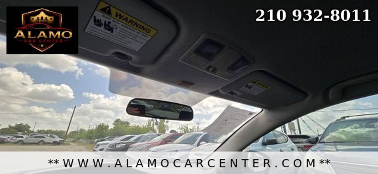 Used 2012 MAZDA MAZDA3 i Touring FWD image 39