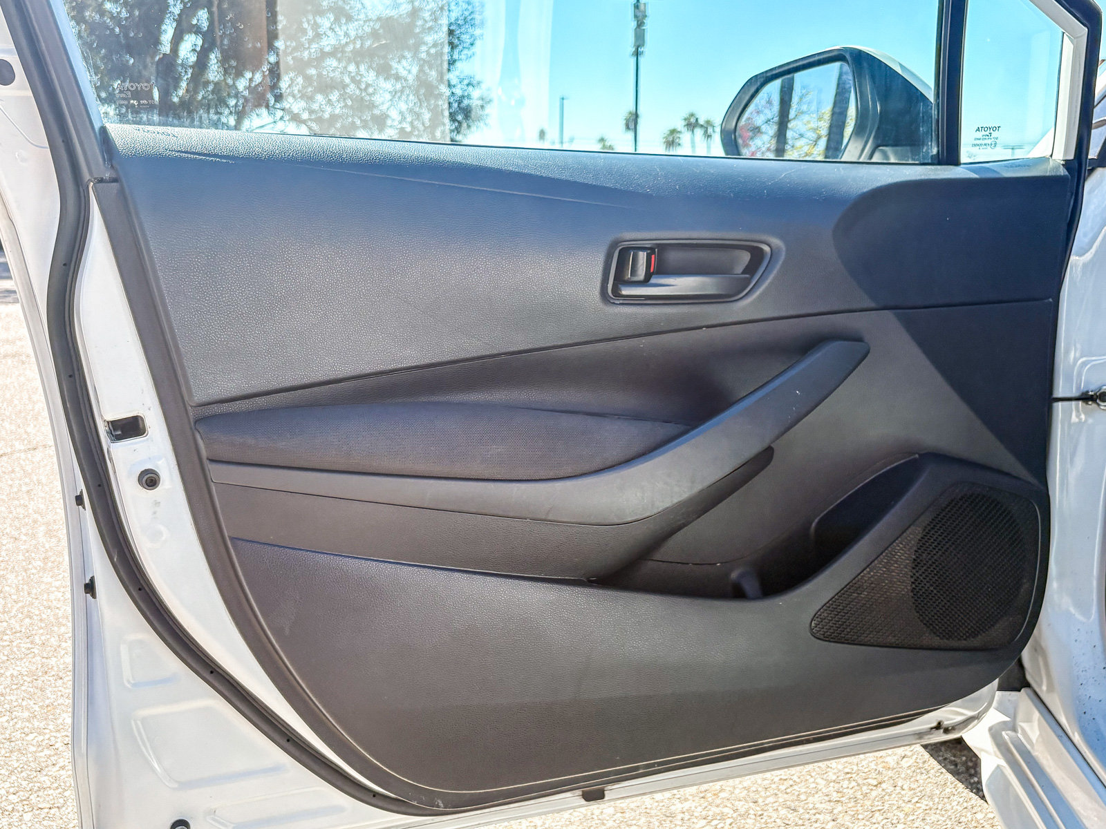 Used 2024 Toyota Corolla LE FWD image 20