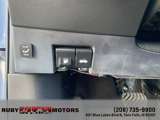 Used 2023 Nissan Kicks SR w/ Interior Electronics Package FWD image 14