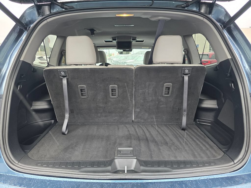 Used 2021 Honda Pilot Touring image 13