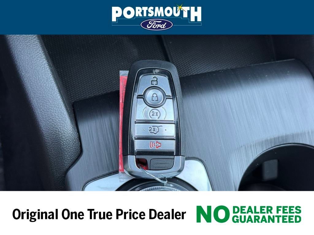 New 2025 Ford Escape ST-Line Select w/ Tech Pack #1 AWD/4WD image 18