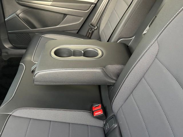 Certified 2022 Volkswagen Taos SE image 31