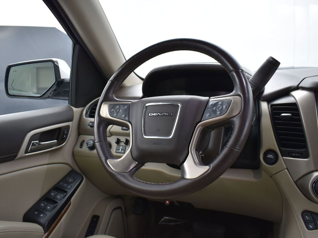 Used 2019 GMC Yukon XL Denali w/ Denali Ultimate Package image 18