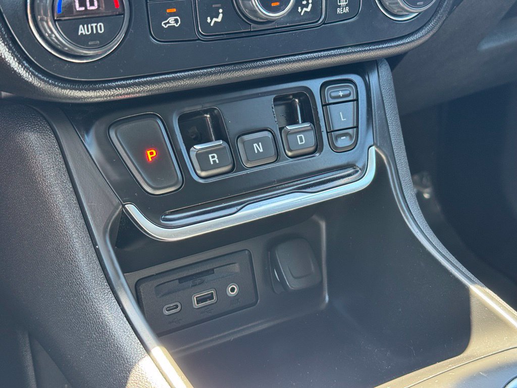 Used 2020 GMC Terrain SLT FWD image 15